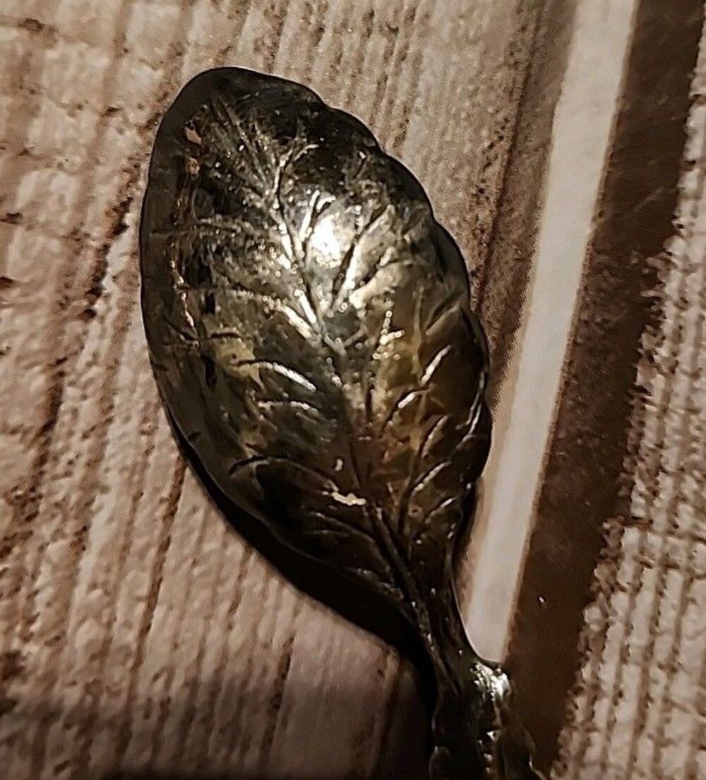Set Of 4 Vintage Pewter Dimi Spoons With Grape Vine Design - Picture 5 of 5